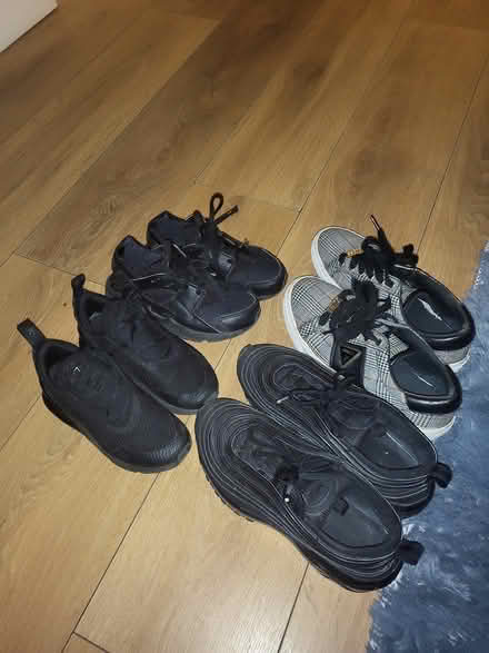 Photo of free 2 pairs ladies shoes size 5.5 and 6 (RM10) #1