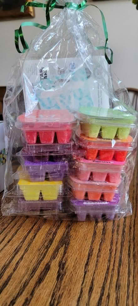 Photo of free Scentsy fragrance cubes & warmer (El Sobrante) #3