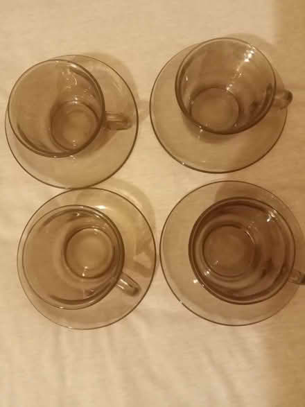 Photo of free 4x glasses & 4x teacups & saucer (Barkerend BD3) #3