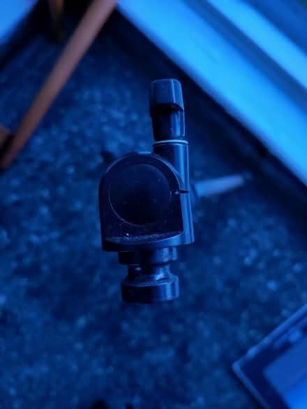 Photo of free Hama camera tripod (St Anne Well Gardens Hove BN3) #4