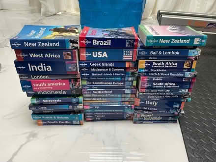 Photo of free Lonely Planet guides (Penn HP10) #1