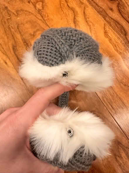 Photo of free Ear-warmer headphones (w/ cable) (SW7) #2