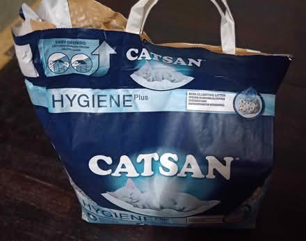 Photo of free Cat litter (SW6) #1