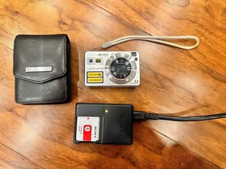 Photo of free Sony Cybershot Digital Camera (SW7) #1