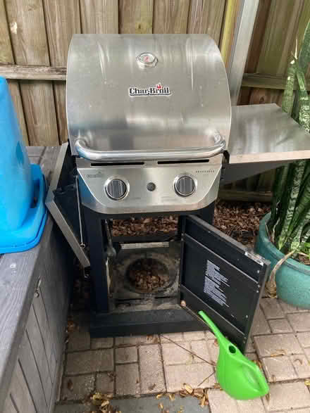 Photo of free BBQ grill (Massachusetts and Rowan.) #2