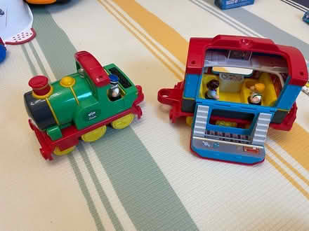 Photo of free Toy train & carriage (Canton CF5) #2