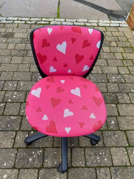 Photo of free chair (Bickley) #1
