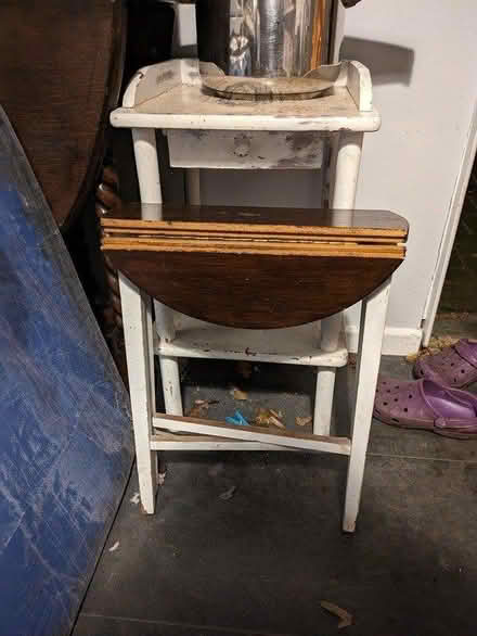 Photo of free Small side table (ME5) #2