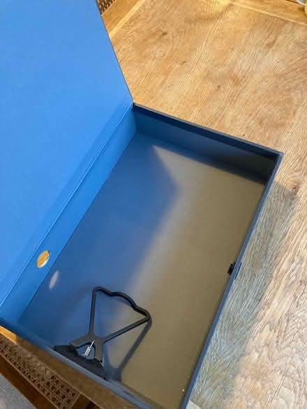 Photo of free Grey box folder (EH10) #3
