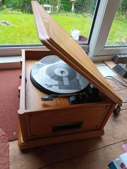 Photo of free Nostalgia Music System (Torrance G64) #4