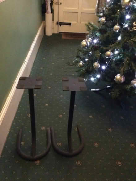 Photo of free Pair of stereo speaker stands (West Dulwich SE27) #1