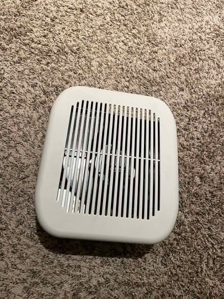 Photo of free bathroom ceiling exhaust fan (West Hills) #1