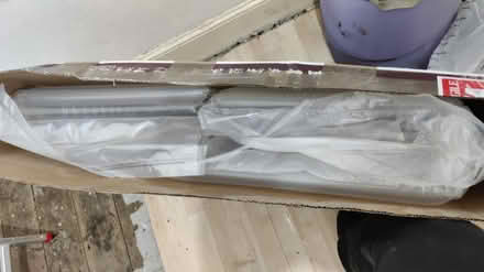 Photo of free 43 inch TV box (Croydon CR0) #1