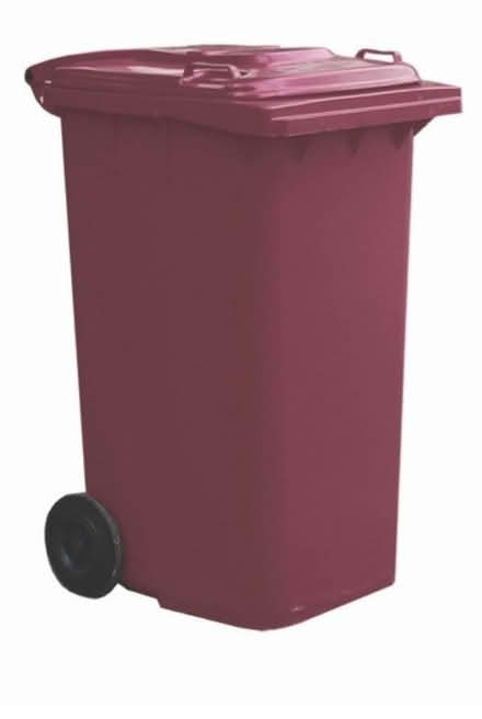 Photo of free Red recycling bin (Buggs Bottom RG4) #1