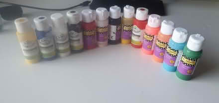 Photo of free poster paints (Banner Cross S11) #2