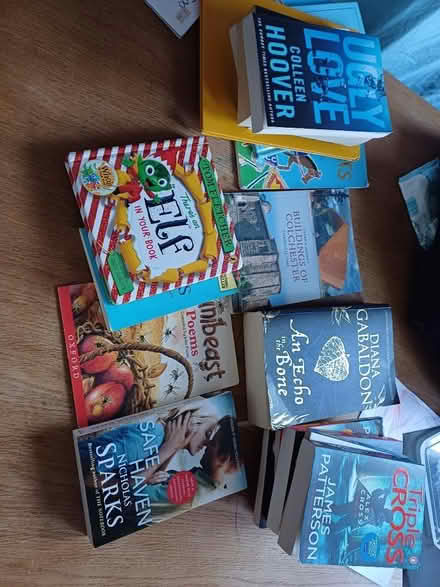 Photo of free Books (New Town CO1) #1