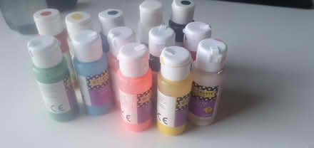 Photo of free poster paints (Banner Cross S11) #1