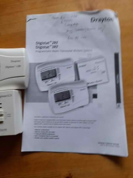 Photo of free Thermostat Wi Fi (Habberley DY11) #2