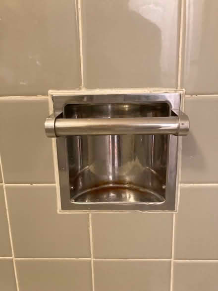 Photo of Ceramic wall soap dish w/ bar (Wakefield/Forest Hills) #2