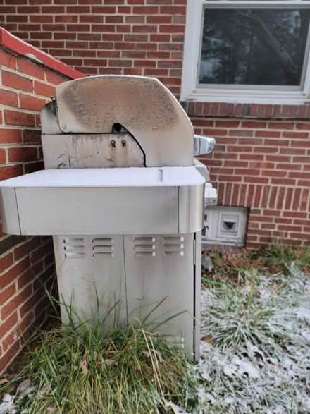 Photo of free Gas grill (Wilbraham, MA) #2