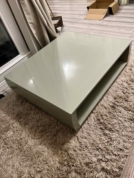 Photo of free Dwell high gloss coffee table (Basildon) #2
