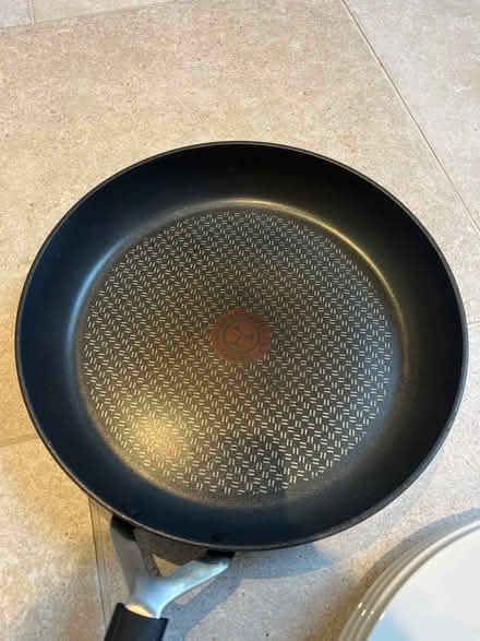 Photo of free 4 dinner plates and frying pan (NE2 Jesmond) #2