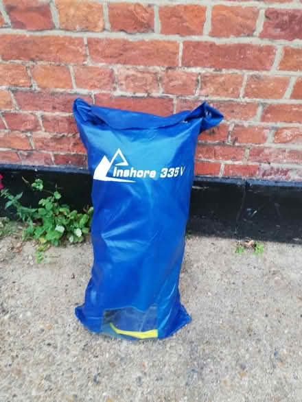 Photo of free 2 inflatable kayaks with paddle (Isleworth TW7) #2