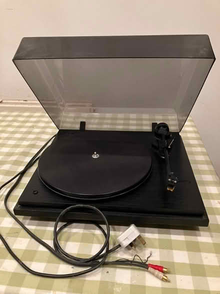 Photo of free Revolver Record Deck (Lyncombe) #2