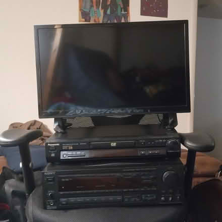Photo of free TV Set (TV, DVD Player, AVR) (West Falls Church) #1
