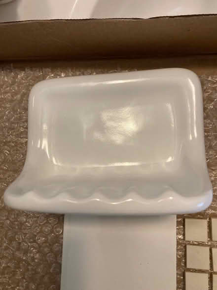 Photo of Ceramic wall soap dish w/ bar (Wakefield/Forest Hills) #1