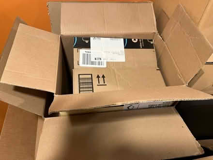 Photo of free Air pillows and boxes (Ballard) #3
