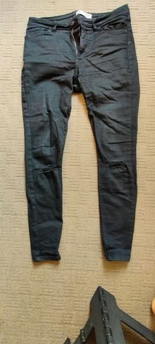 Photo of free Black skinny jeans with rips at the knees. (Waddon CR0) #1