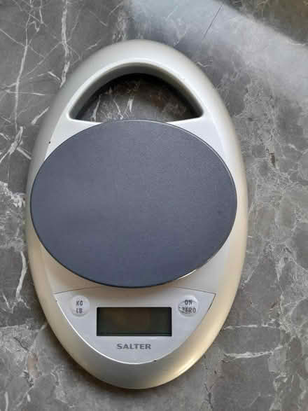 Photo of free Kitchen weighing scales (Bare LA4) #1