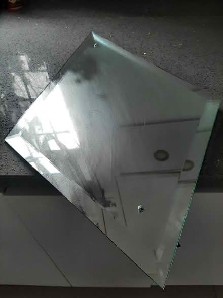 Photo of free Diamond-Shaped Mirror (Adel LS16) #1