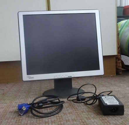 Photo of free Computer monitor (Wokingham RG40) #1