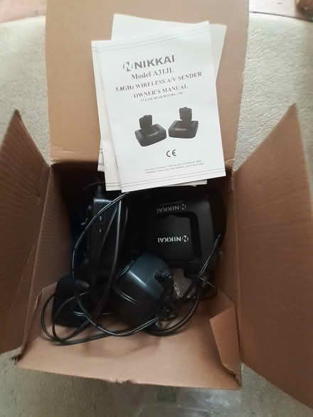 Photo of free A/V sender (Bexleyheath DA7) #2