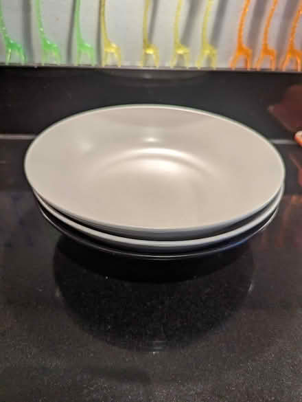 Photo of free Dinner plates & deep bowls (Southborough BR2) #2