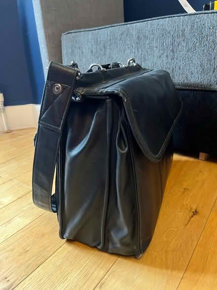 Photo of free Targus laptop travel bag (TW9) #1