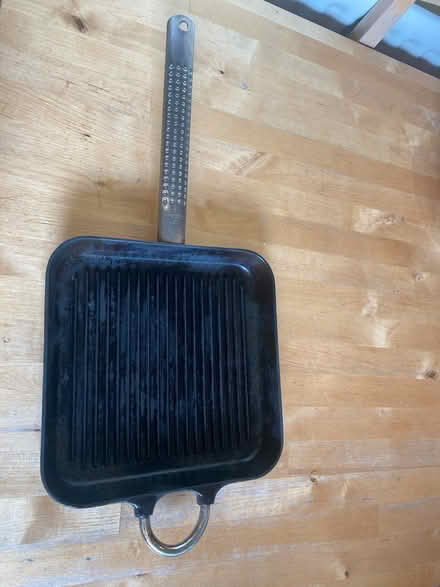 Photo of free Cast iron grill and a frying pan (NE40) #2