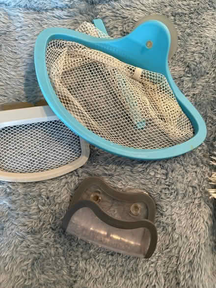 Photo of free Bathroom stuff (Norland Ave, Chbg) #3