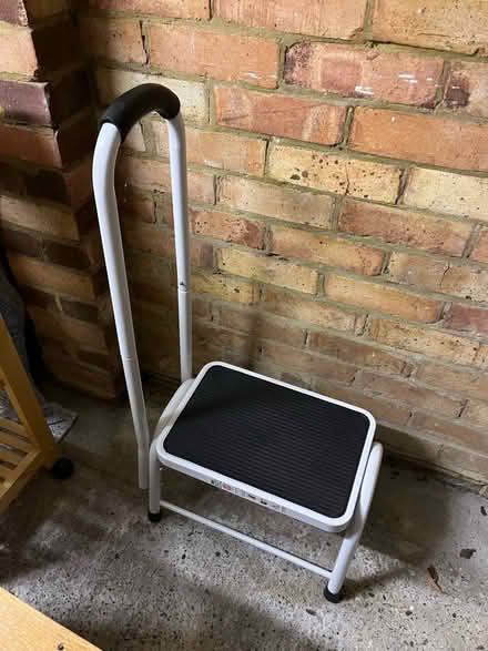 Photo of free Step with handle (BR6) #1