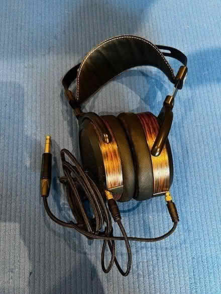 Photo of free He 560 Headphones - note comments (SW4) #1