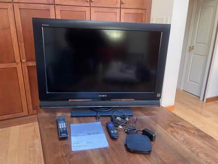 Photo of free Sony Bravia TV Model: KDL-32L4000 (Avon Bend) #1