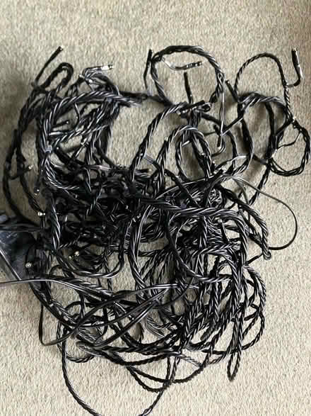 Photo of free Indoor Xmas white lights (BR2) #1