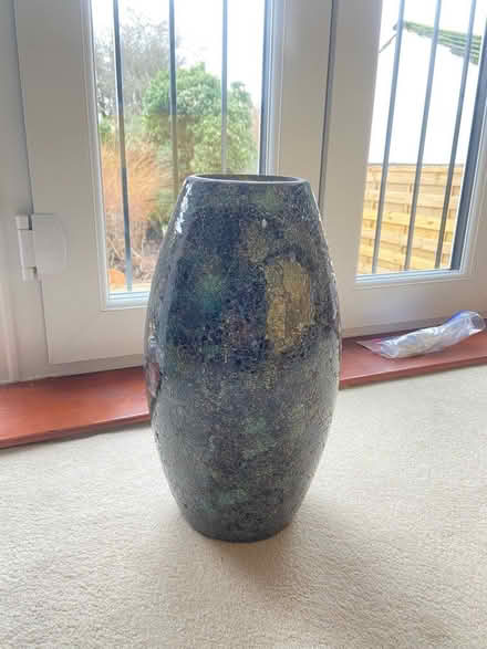 Photo of free Large vase (HP16) #1