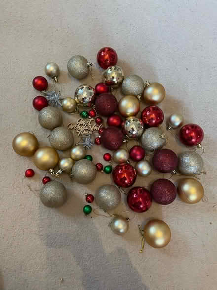 Photo of free Christmas decoration (Streatham Hill SW16) #2