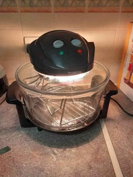 Photo of free Halogen air fryer oven (Purbrook PO7) #2