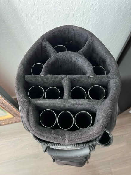 Photo of free Golf bag (Oviedo) #3
