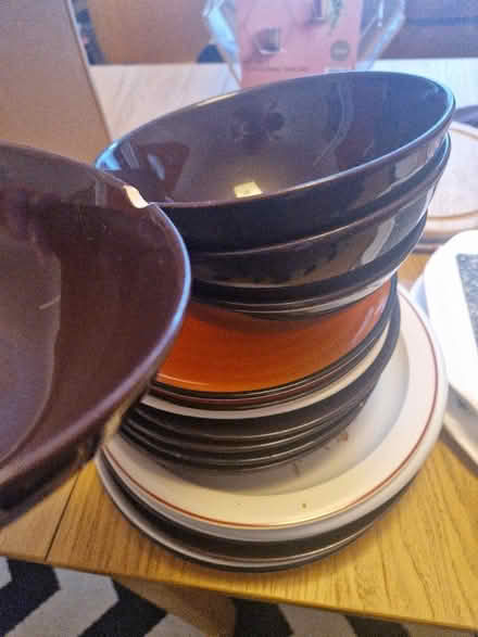 Photo of free Crockery, dinner sets (Nottingham NG5) #3