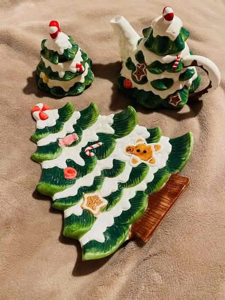 Photo of free Christmas Tea Set (Rose Grove BB12) #4